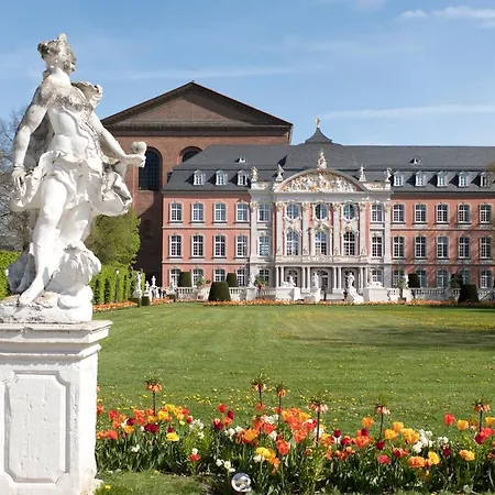 Waldhaus 'photographie' Im Ruwertal, Trier * Morscheid (Trier-Saarburg)